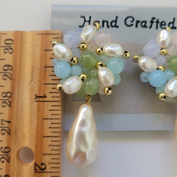 Vintage Pastel Acrylic Bead Cluster Faux Baroque Pearl Drop Clip On Earrings - Picture 3 of 3